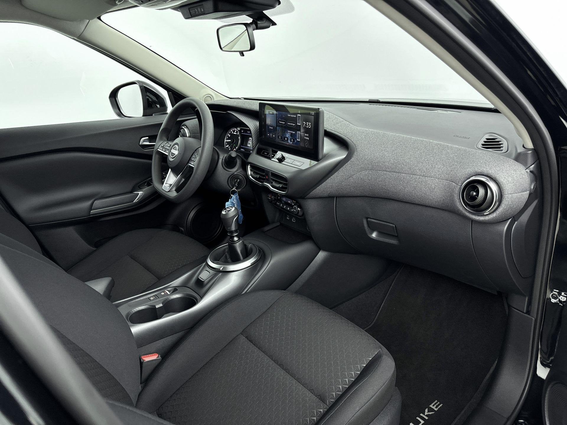 Foto 9 van Nissan Juke 1.0 DIG-T Acenta 114PK | Achteruitrijcamera | Ap