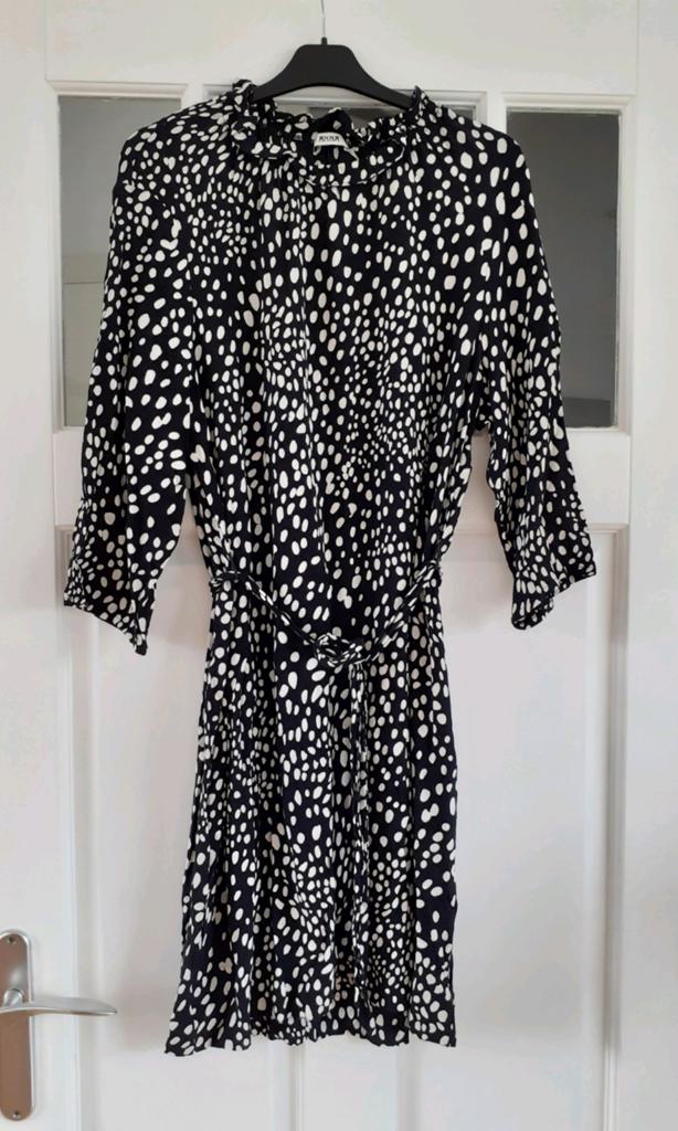 Anna van Toor zomer jurk in nieuwstaat maat XXL, valt als XL, Anna van Toor, Zwart, Maat 46/48 (XL) of groter, Ophalen of Verzenden