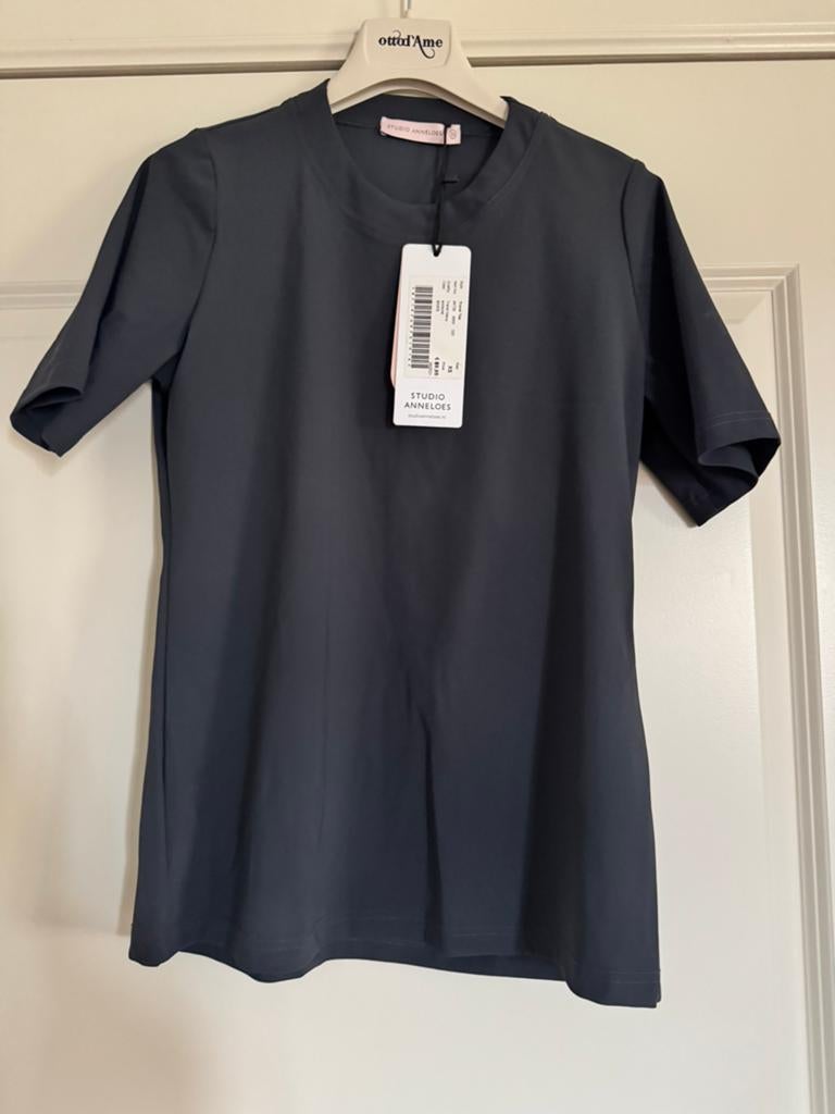 Studio Anneloes basic shirt grijs travelstof XS, Nieuw, Ophalen of Verzenden, Korte mouw, Maat 34 (XS) of kleiner