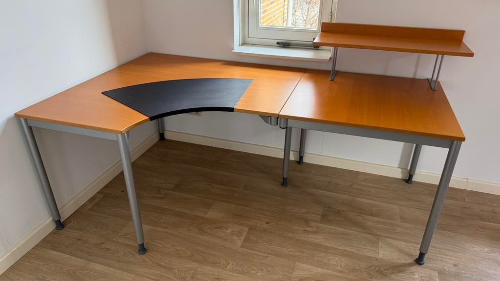 Bureau Ikea, Ophalen, Zo goed als nieuw