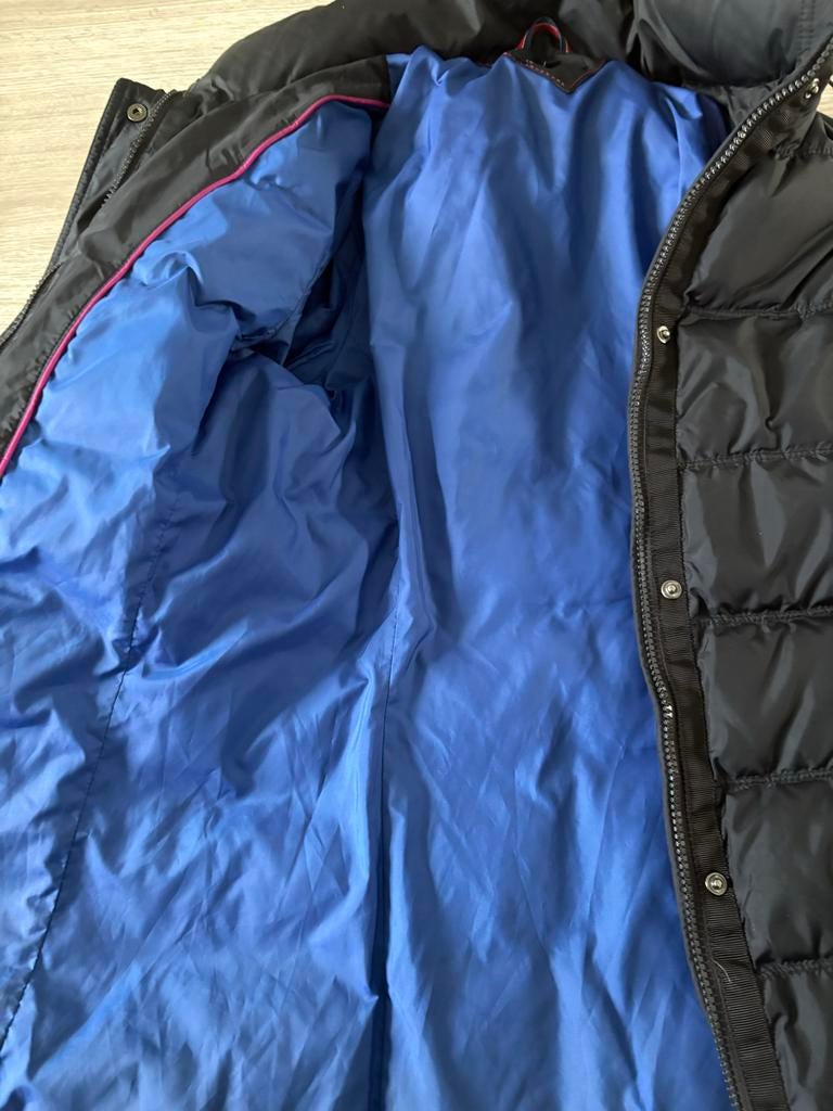 Tommy Hilfiger winterjas met bontkraag, Kleding | Dames, Jassen | Winter, Ophalen of Verzenden, Gedragen, Maat 38/40 (M), Zwart
