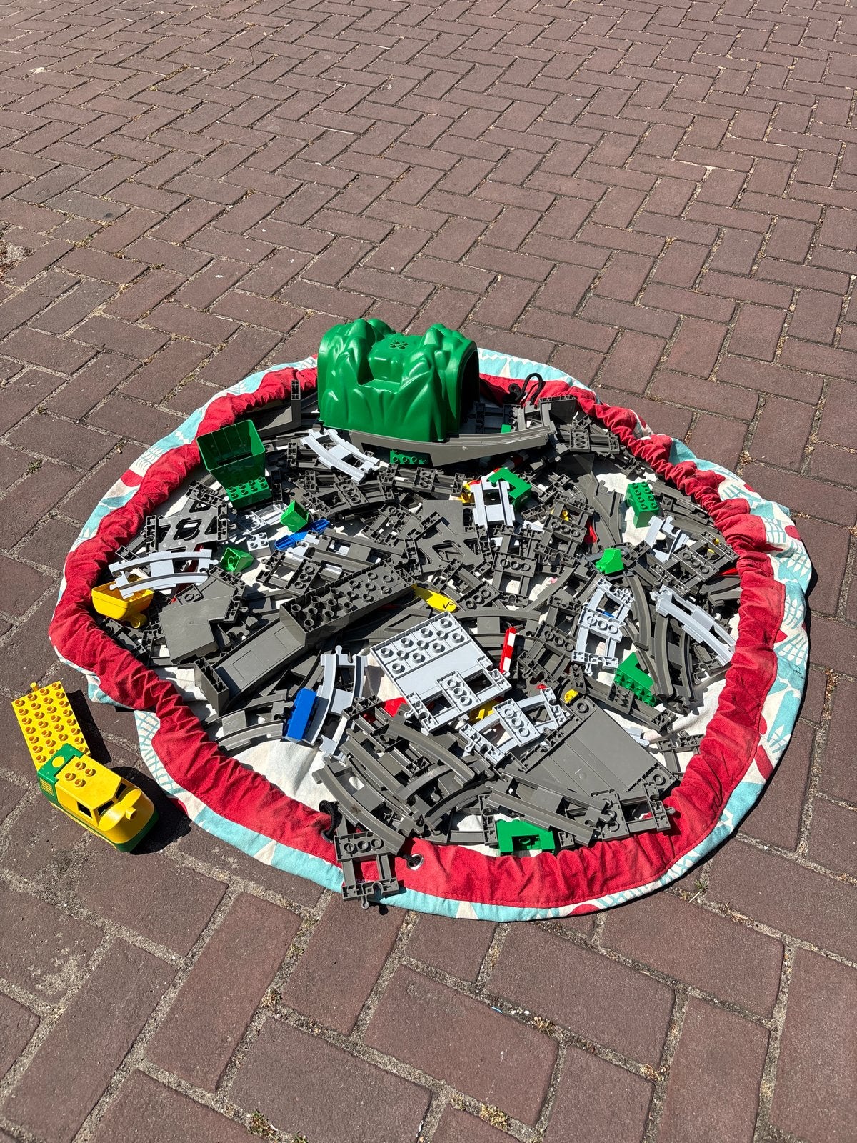 Grote partij LEGO Duplo treinrails en accessoires, Gebruikt, Overige thema's, Ophalen of Verzenden, Duplo
