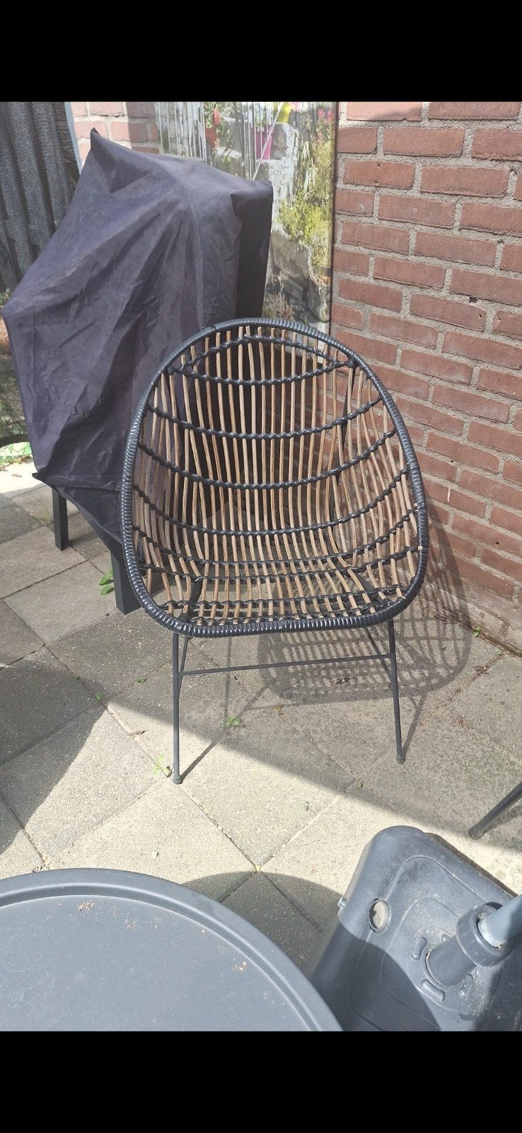 Rotan tuinstoel met metalen frame, Huis en Inrichting, Stoelen, Gebruikt, Zwart, Bohemian, Ophalen of Verzenden