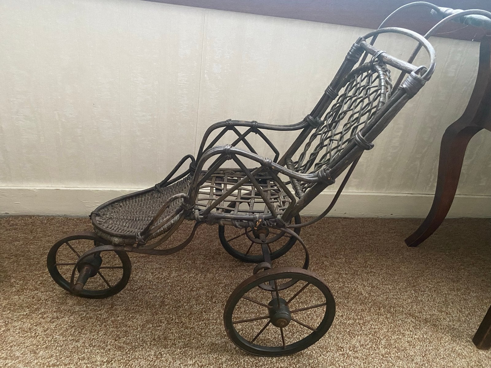 Antieke rotan poppenwagen - Vintage kinderwagen, Ophalen