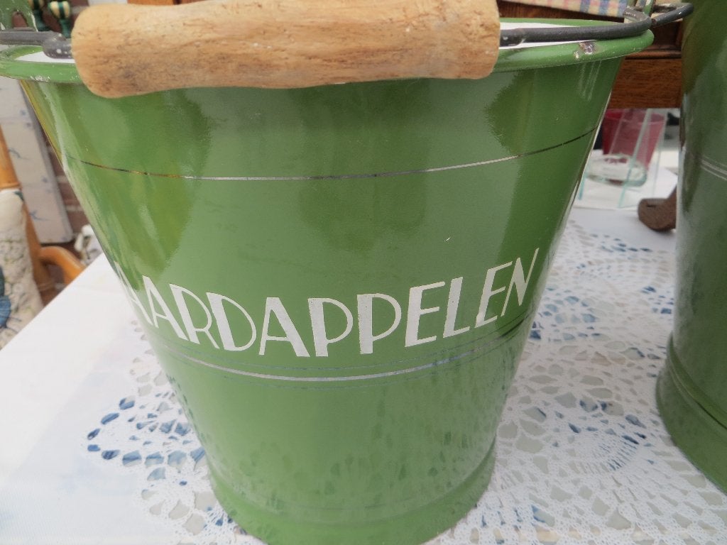 OPRUIMING  2 antieke aardappel emmers reseda groen, Ophalen of Verzenden