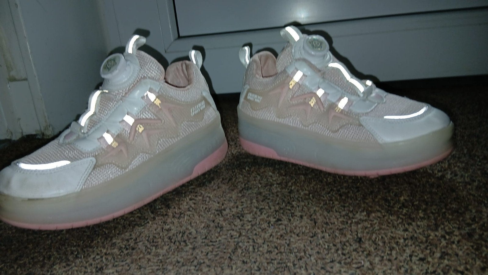 leuke heelys schoenen maat 36, Ophalen, Schoenen