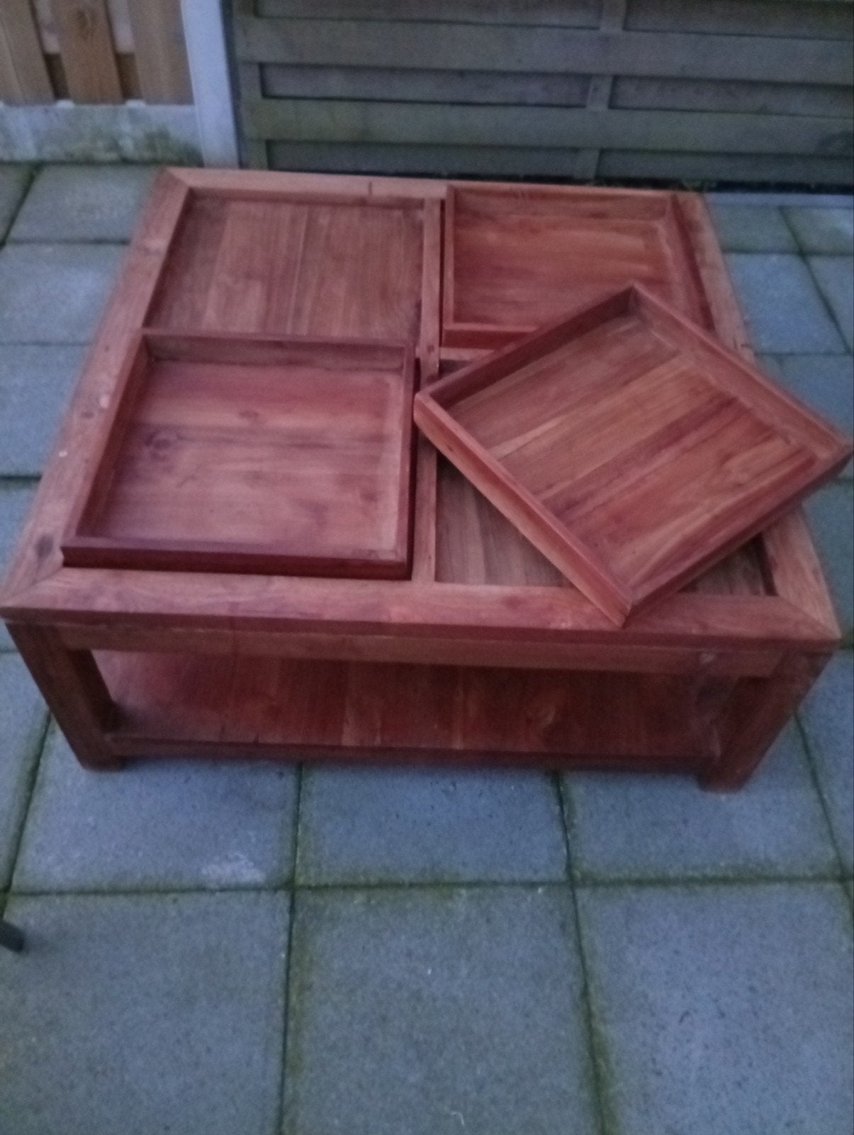 Zware teakhouten salontafel met losse balkjes, Huis en Inrichting, Ophalen, Gebruikt, Vierkant, Teakhout