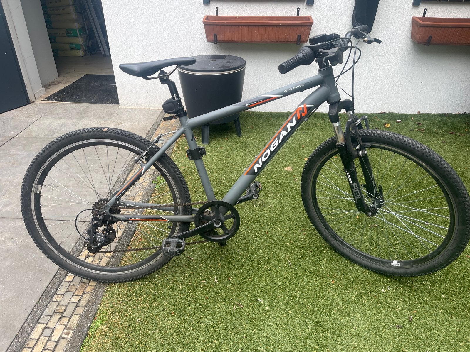 Nogan Gravel Mountainbike - Zo goed als nieuw, Fietsen en Brommers, Fietsen | Mountainbikes en ATB, Overige merken, Hardtail, Ophalen of Verzenden
