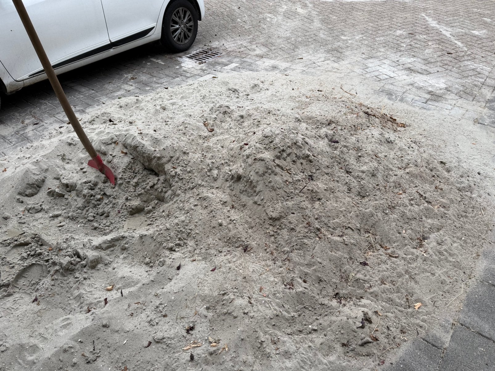 Gratis ophalen ophoogzand, Ophalen, Zo goed als nieuw, Ophoogzand