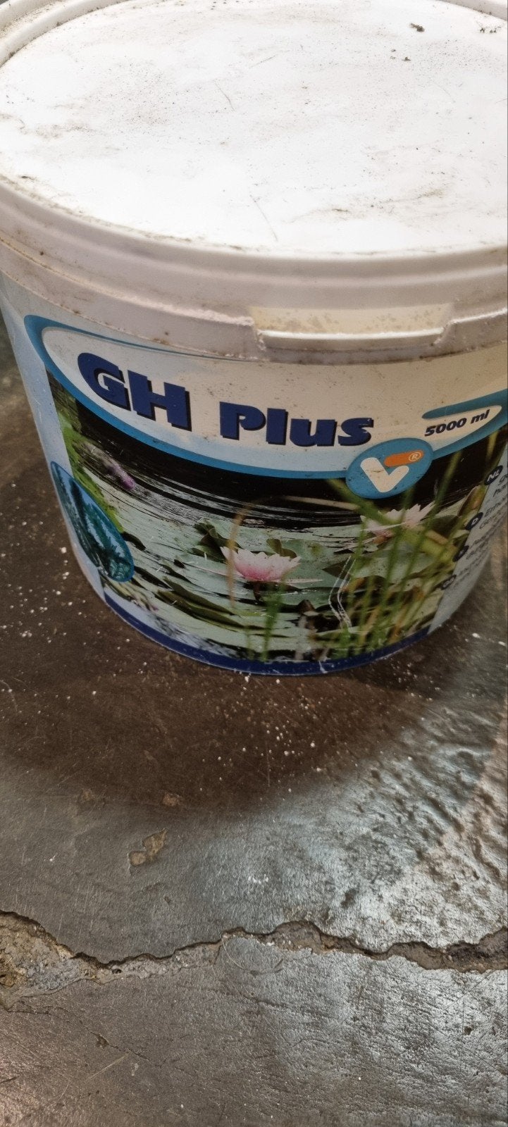 gh plus 5 liter voor  koi vis vijver, Ophalen of Verzenden, Nieuw, Vijverfilter