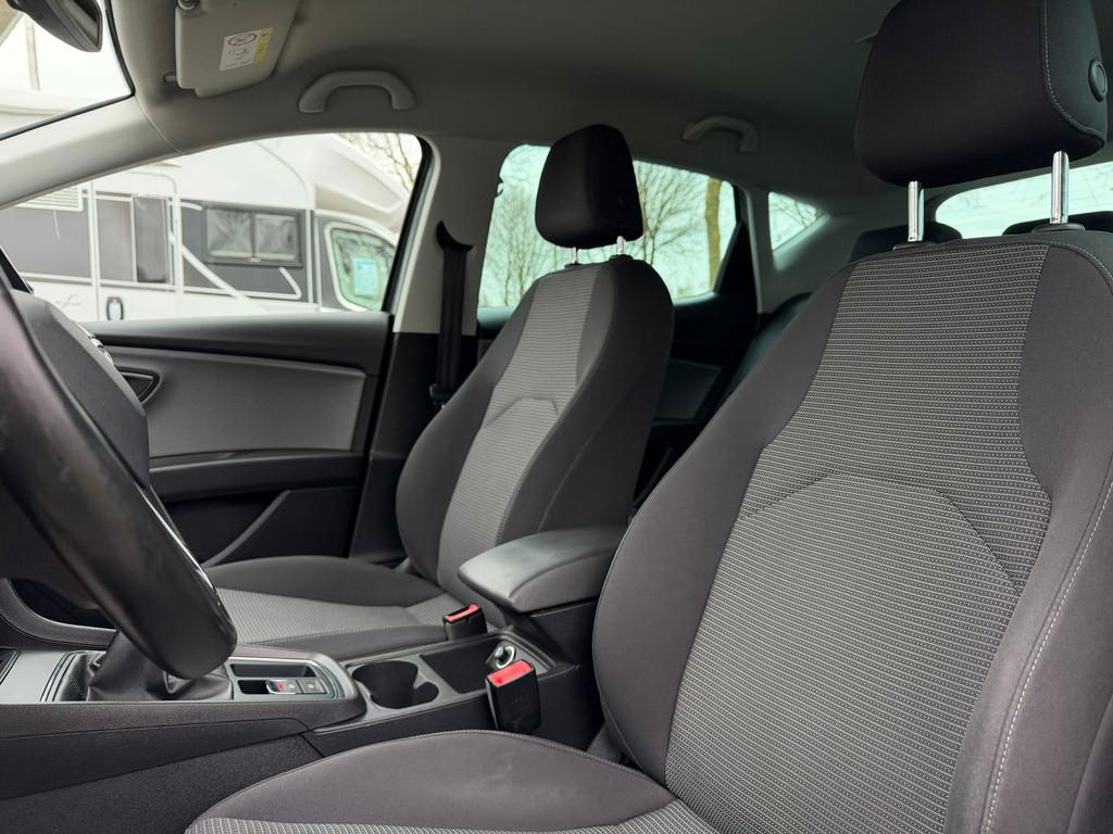 SEAT Leon 1.0 EcoTSI Style APPLE CARPLAY l XENON l NAVIGATIE, Stof, Leon, Origineel Nederlands, Bedrijf
