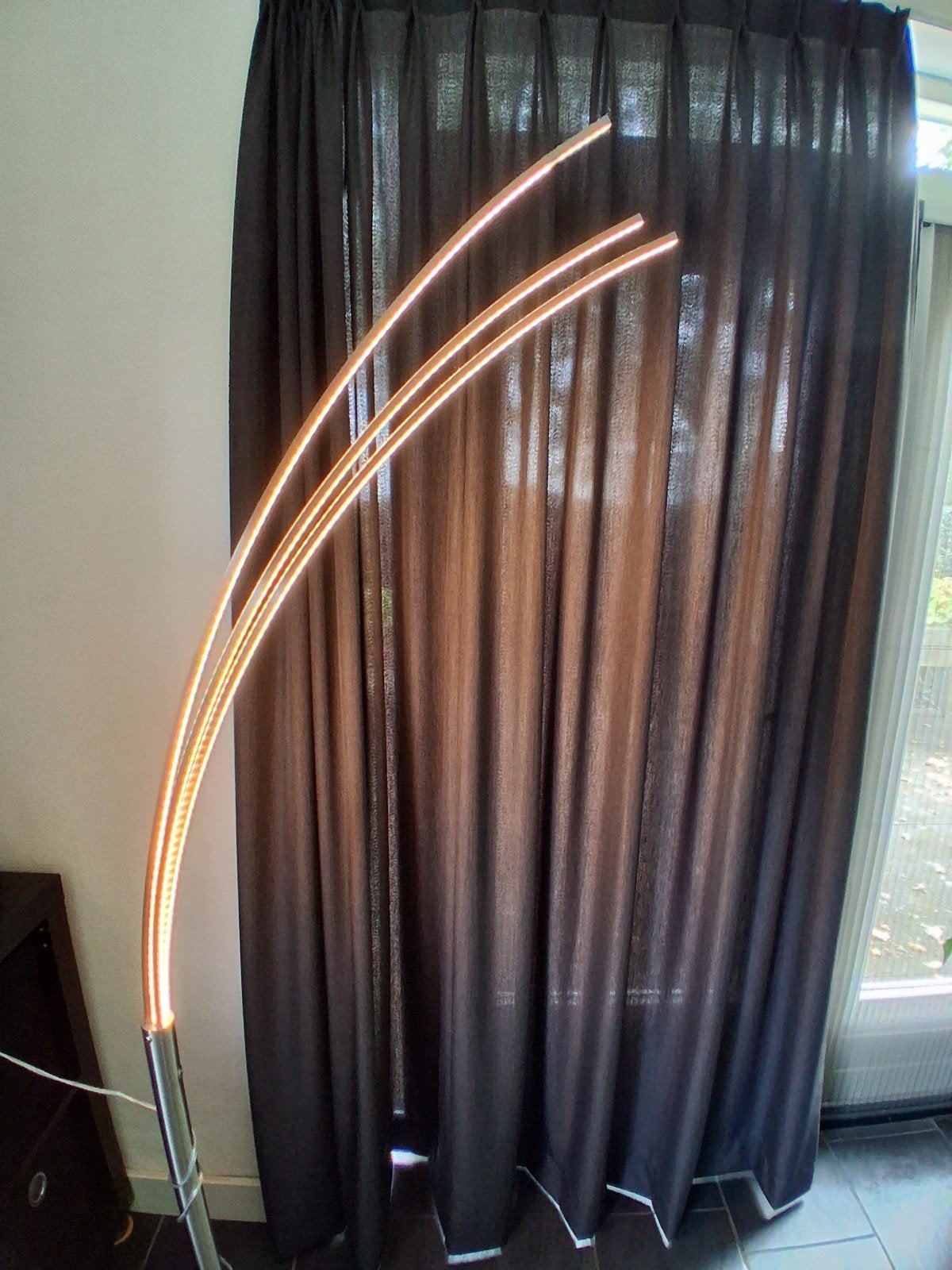 Moderne booglamp met dimmer, 180 cm hoog, Huis en Inrichting, Ophalen, Zo goed als nieuw, Metaal, 150 tot 200 cm