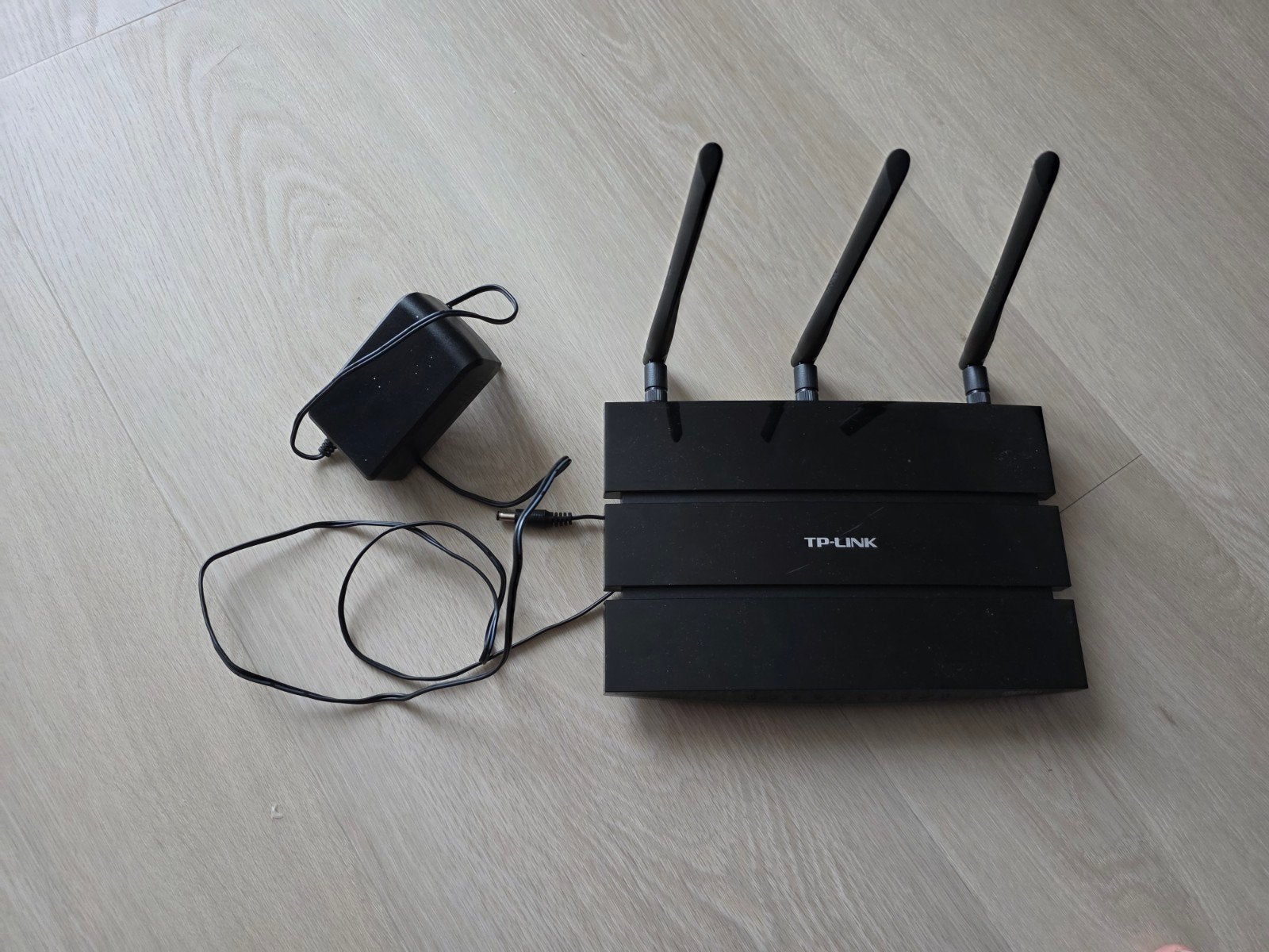 TP Link Archer C7 wifi router, Computers en Software, Routers en Modems, Ophalen of Verzenden, Zo goed als nieuw, Router met modem