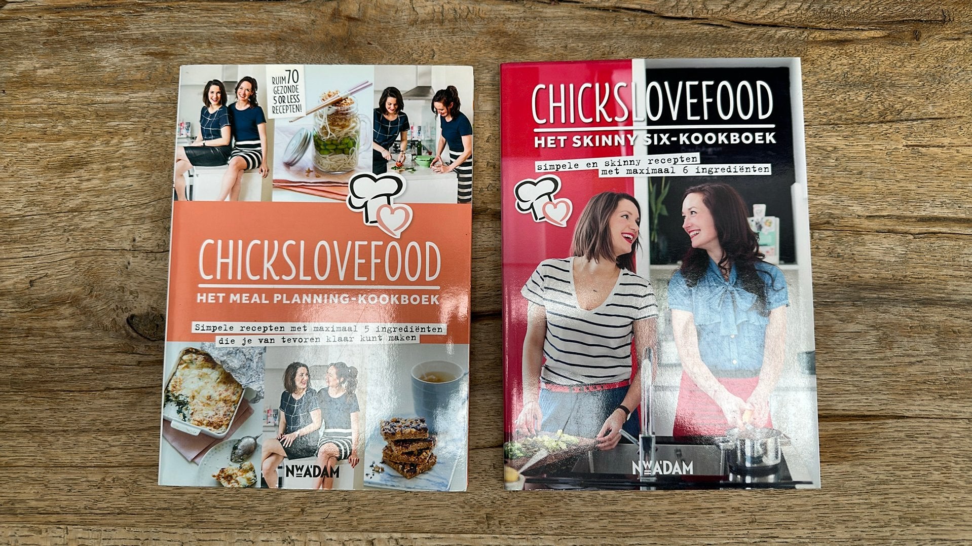 Twee keer chickslovefood kookboek, Ophalen of Verzenden, Gelezen