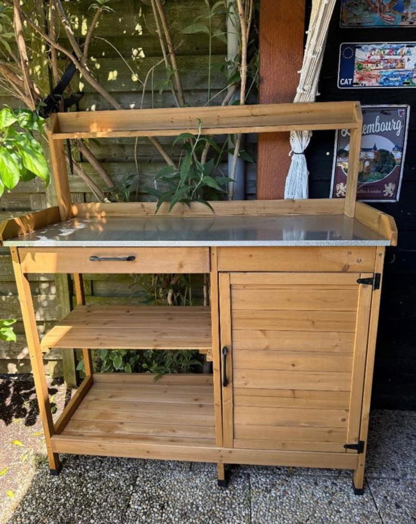 Kweektafel, Tuin en Terras, Overige Tuin en Terras, Zo goed als nieuw, Ophalen
