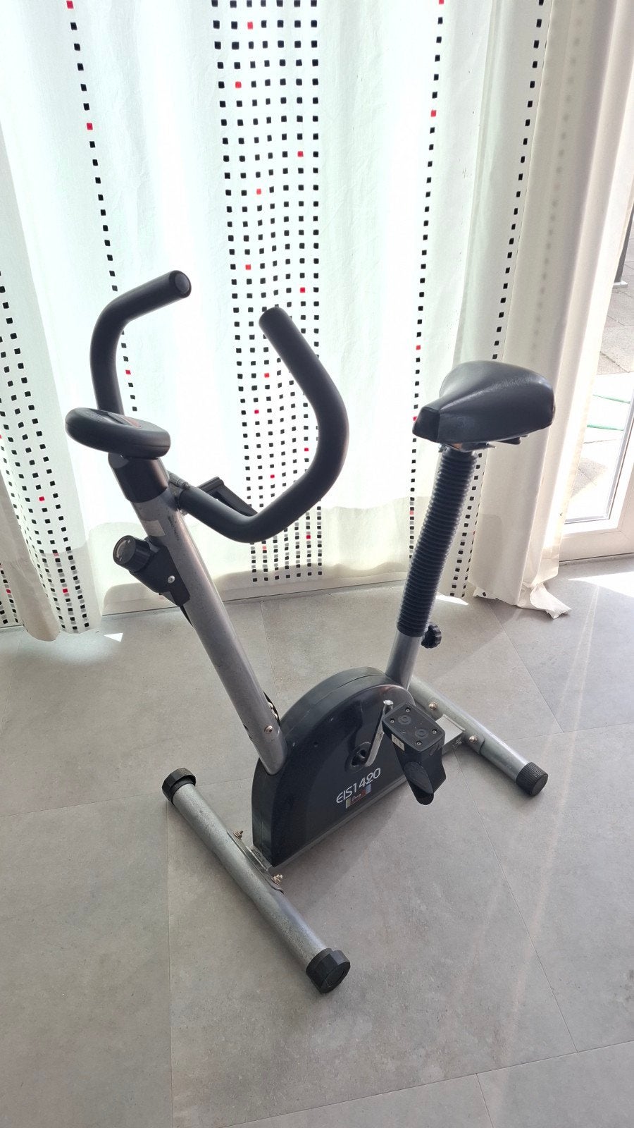 Hometrainer EIS1420 - Easy In Shape, Ophalen, Gebruikt, Metaal, Benen