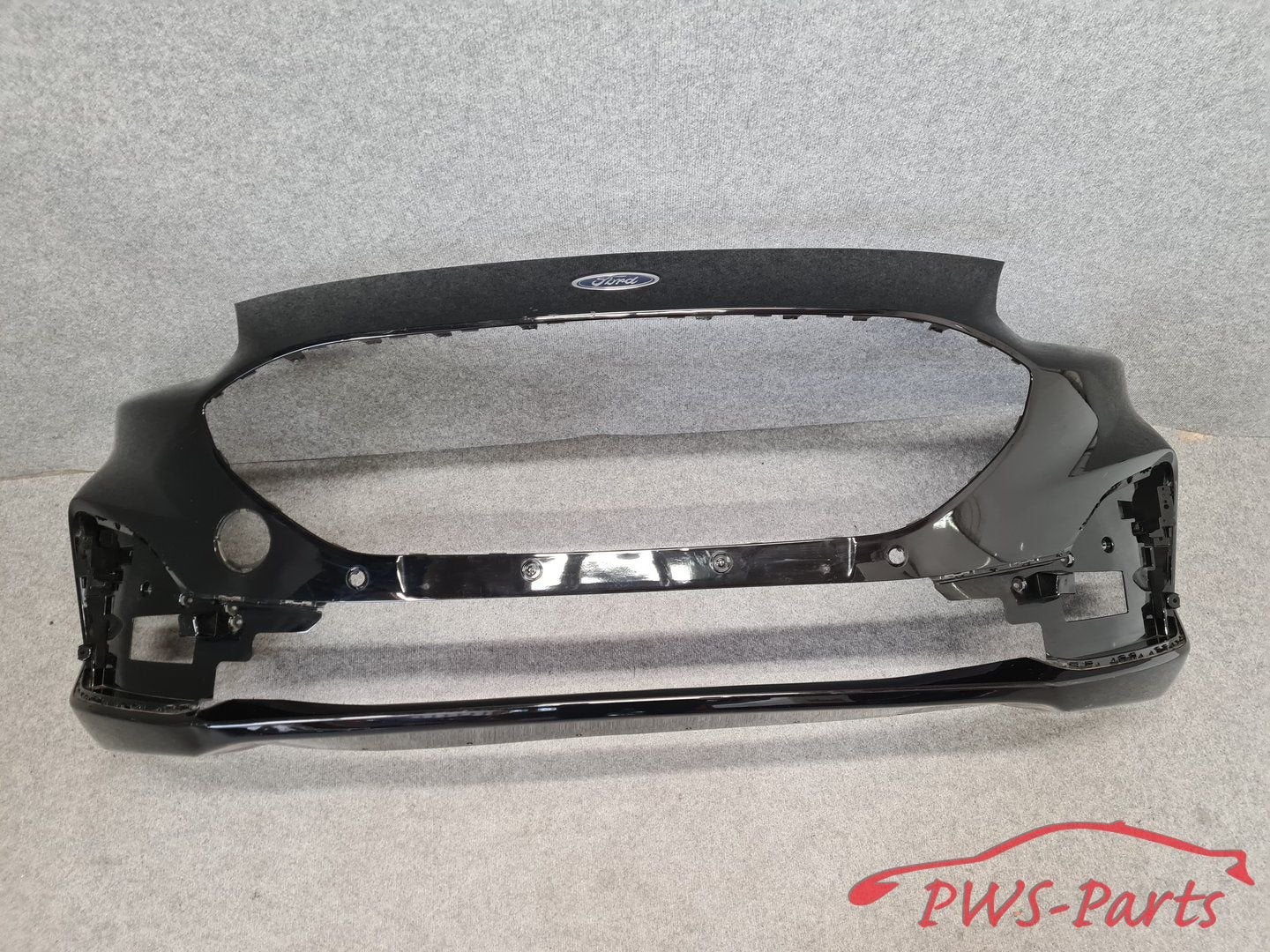 FORD KUGA III ST-LINE VOORBUMPER ORIGINEEL, Gebruikt, -, Voor, -