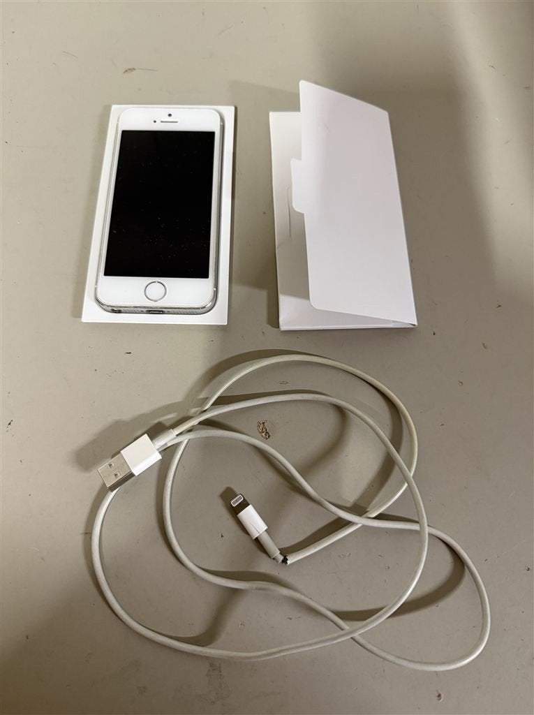 Apple iPhone 5s - 16GB - Space Grey A1457, Telecommunicatie, Mobiele telefoons | Apple iPhone, Ophalen of Verzenden, IPhone 5S