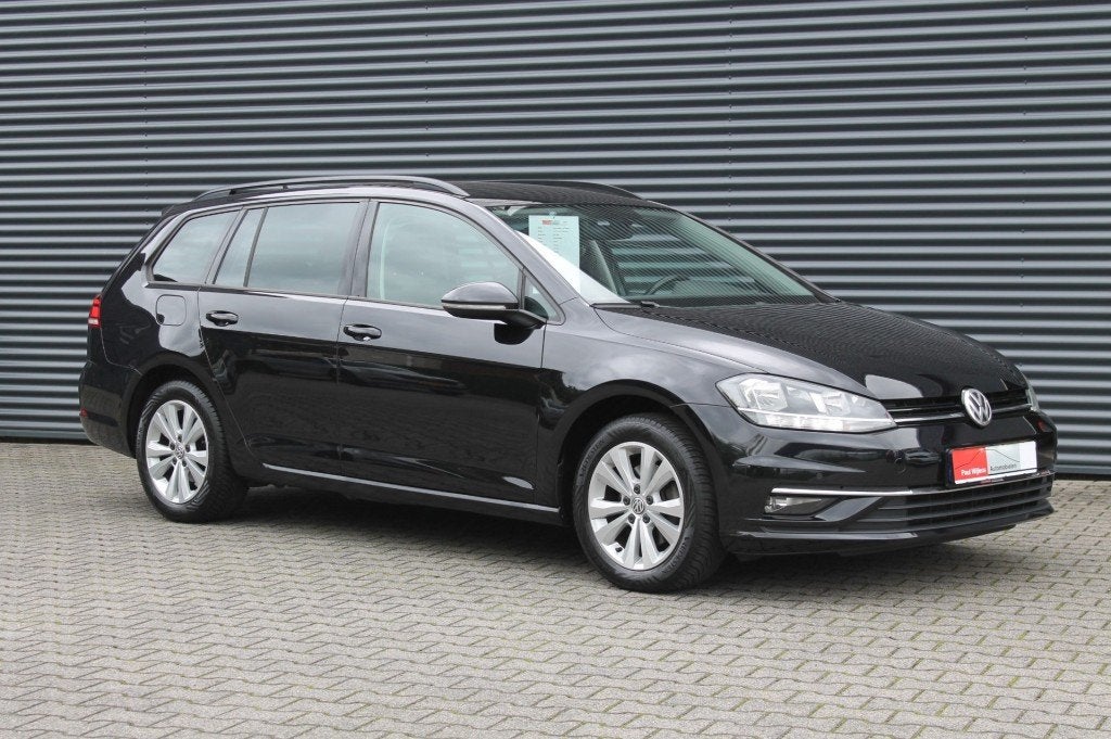 Volkswagen GOLF 1.0 TSi Station / Variant Comfortline Uitv., Auto's, Gebruikt, Euro 6, Zwart, Golf