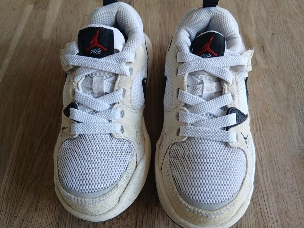 Nike  jordan sneaker maat 30, Gebruikt, Ophalen of Verzenden, Jordan, Jongen of Meisje