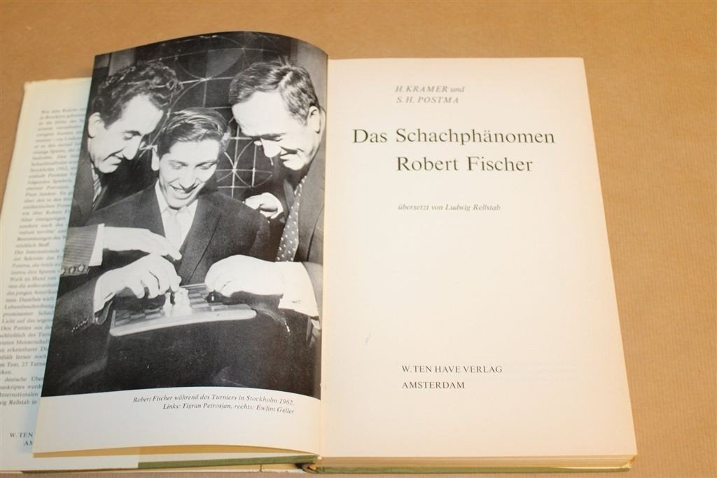 Das Schachphänomen Robert Fischer — Vintage Schaakboek 1966, Ophalen of Verzenden, Gelezen, Overige onderwerpen