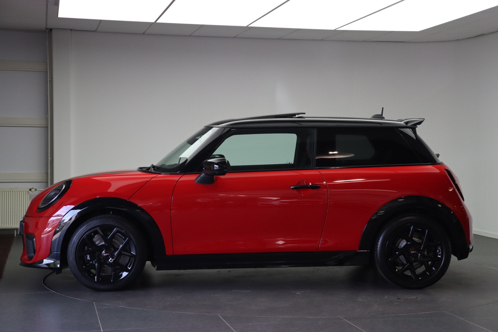 MINI Hatchback Cooper C / JCW / Pakket XL / 17" John Cooper, Dealer onderhouden, Stof, Euro 6, 156 pk
