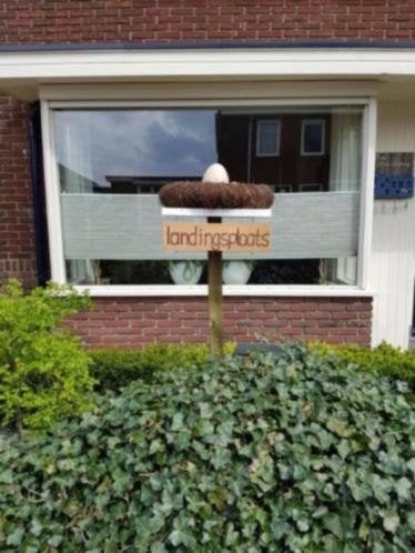 Ooievaarsnest met ei en ooievaar te huur!, Kinderen en Baby's, Kraamcadeaus en Geboorteborden, Gebruikt, Geboortebord, Ophalen