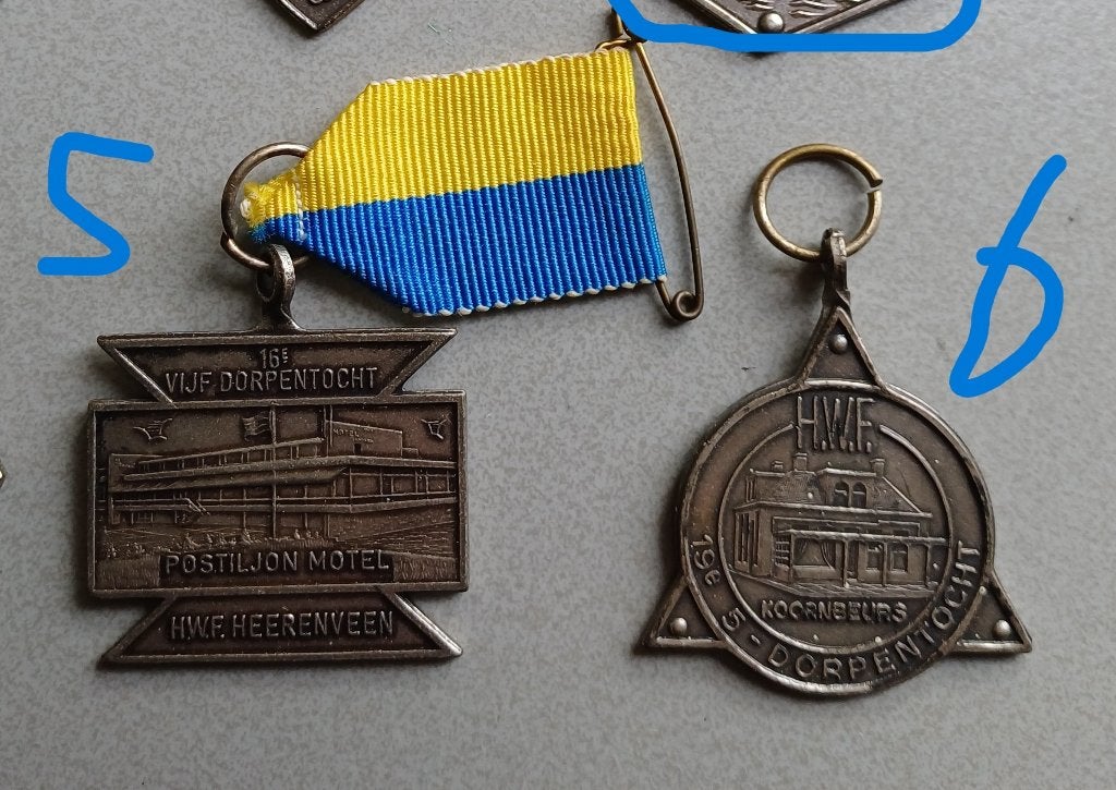 Medaille Heerenveen Vijfdorpentocht Hotel Hájè en Koornbeurs, Ophalen of Verzenden, Overige materialen