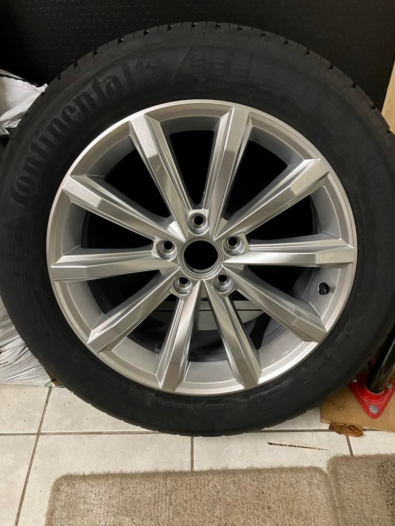 Nieuwe originele VW London velg 215/55 R17  (PASSAT B8), Auto-onderdelen, Banden en Velgen, Ophalen, 215 mm, Banden en Velgen