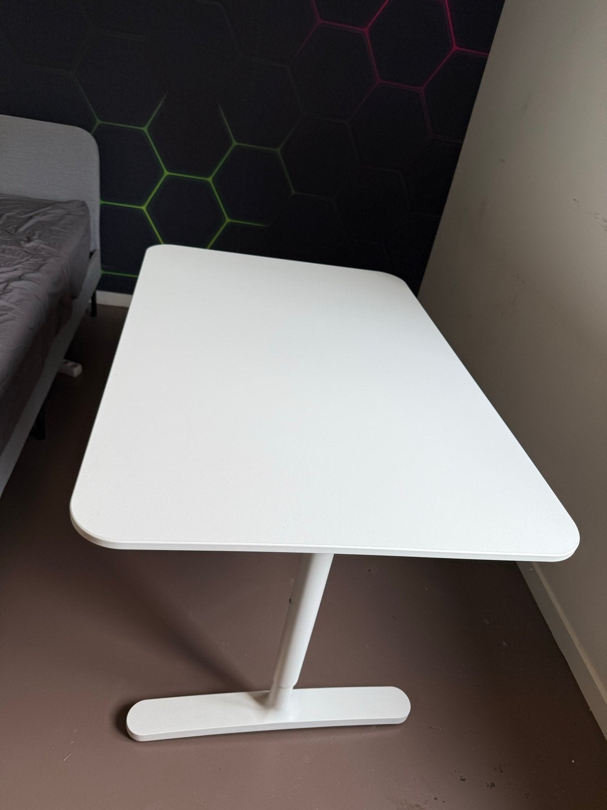 IKEA Bekant bureau wit - Bekant, Huis en Inrichting, Ophalen, Spaanplaat of MDF, Zo goed als nieuw, IKEA