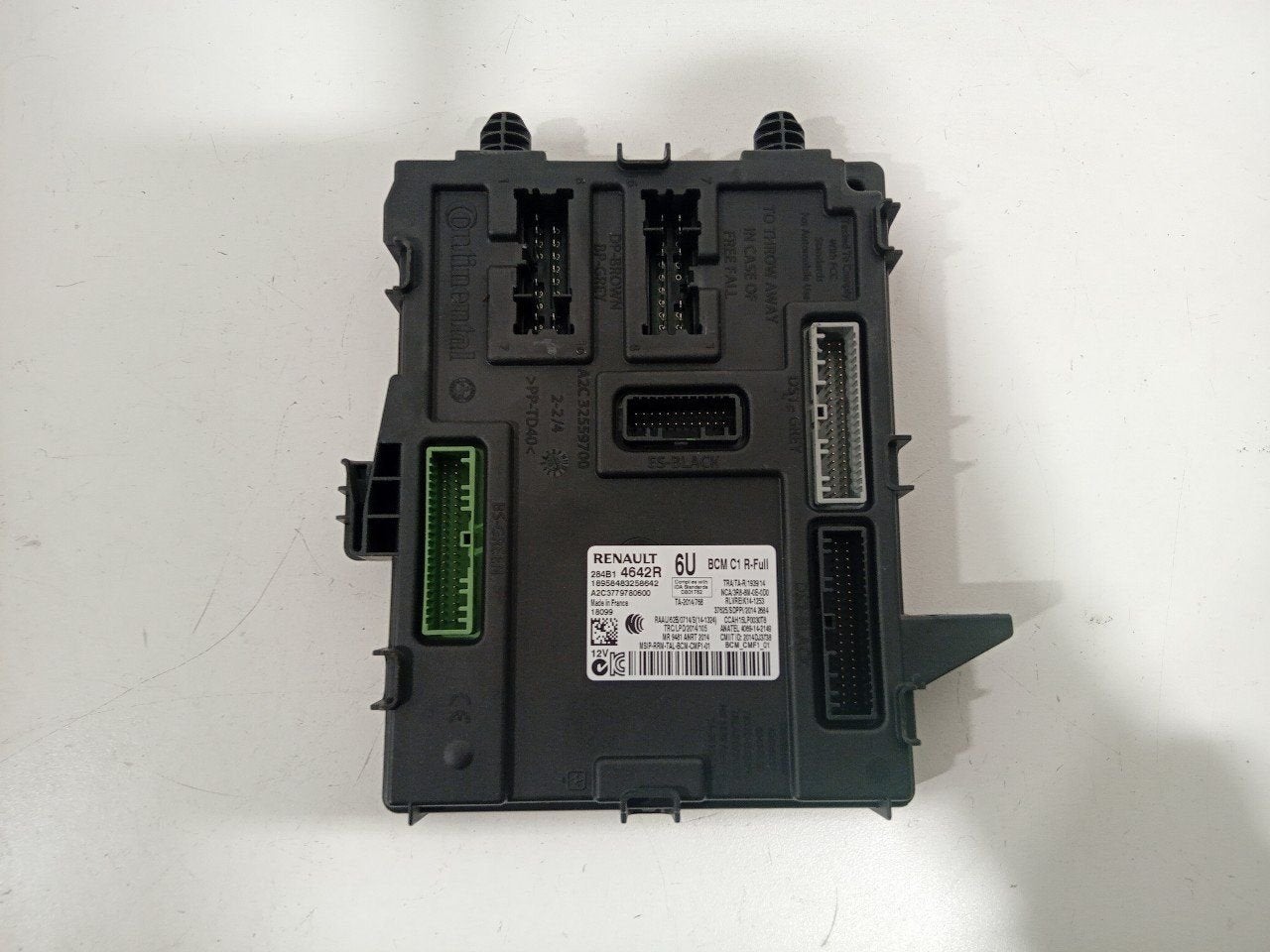 Computer body control Renault Scénic, Onderdelen@venauto.nl, Van der Ven Autorecycling B.V., Gebruikt, Ettenseweg 76, 4706 PB Roosendaal, The Netherlands