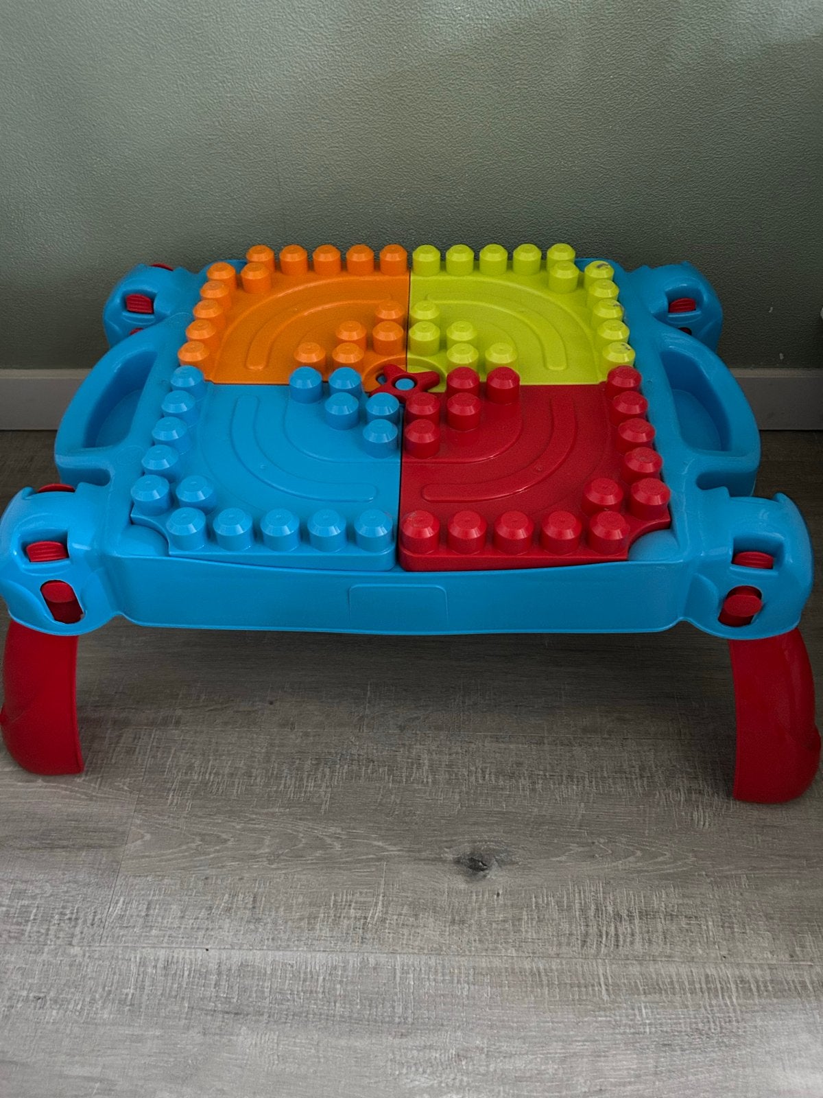Mega bloks speeltoren en blokken + trein., Ophalen, Zo goed als nieuw, Megabloks