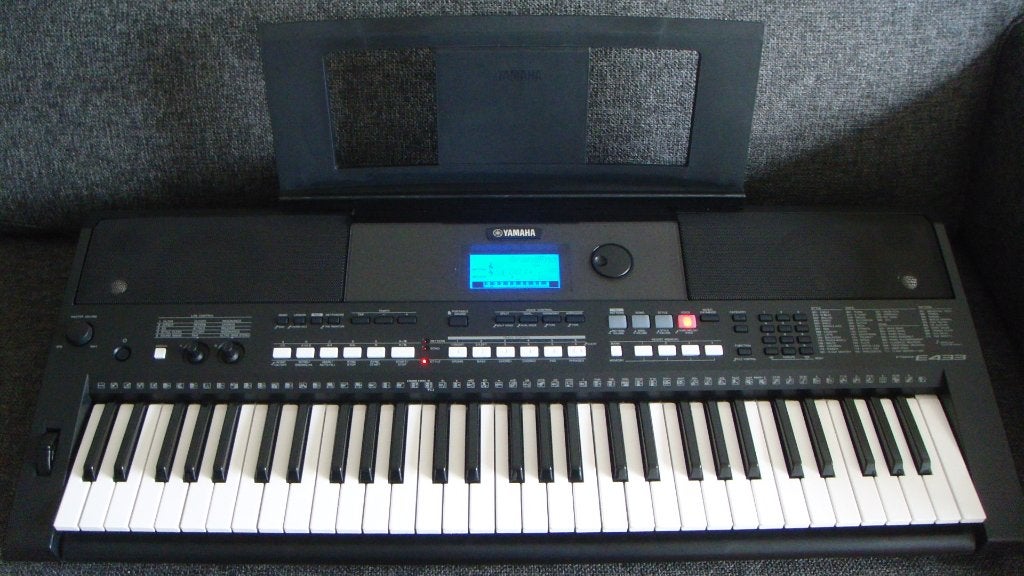 Yamaha PSR-E433, Yamaha, Ophalen of Verzenden, Aanslaggevoelig, 61 toetsen