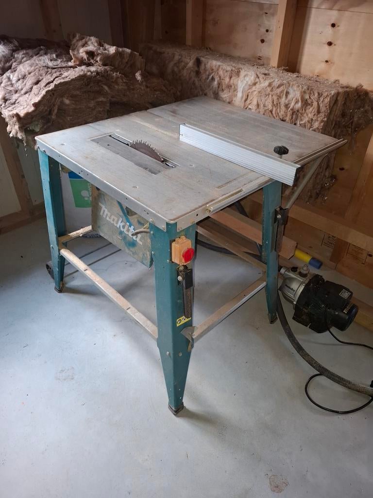 Makita bouwzaag, Doe-het-zelf en Verbouw, Ophalen, 1200 watt of meer, Reciprozaag, 70 mm of meer