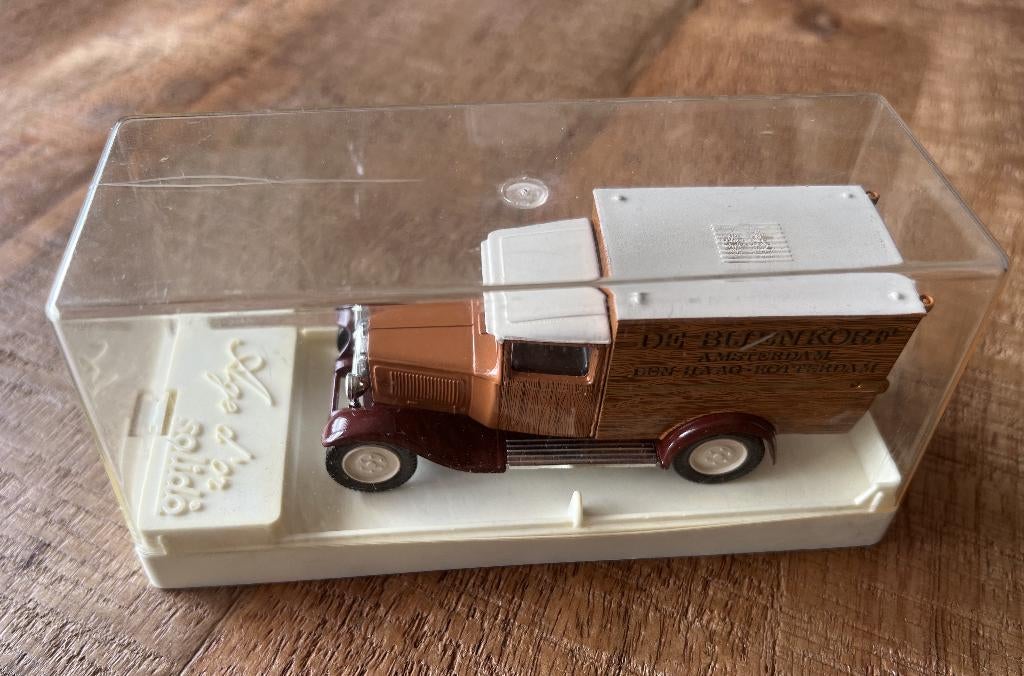 3 st. Bestelwagens van de Bijenkorf - Solido, Ophalen of Verzenden, Nieuw, Auto