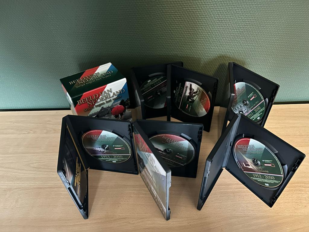 Beeld van Nederland: Strijd tegen het water (DVD Boxset), Cd's en Dvd's, Dvd's | Documentaire en Educatief, Zo goed als nieuw