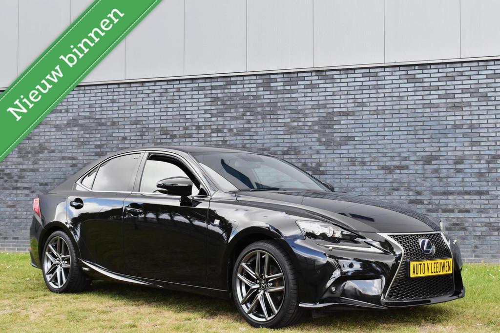 Lexus IS 300h F Sport 18 INCH/CAMERA/PDC/NAVI/STOELVW/ETC.!, Automaat, Euro 5, Achterwielaandrijving, Gebruikt