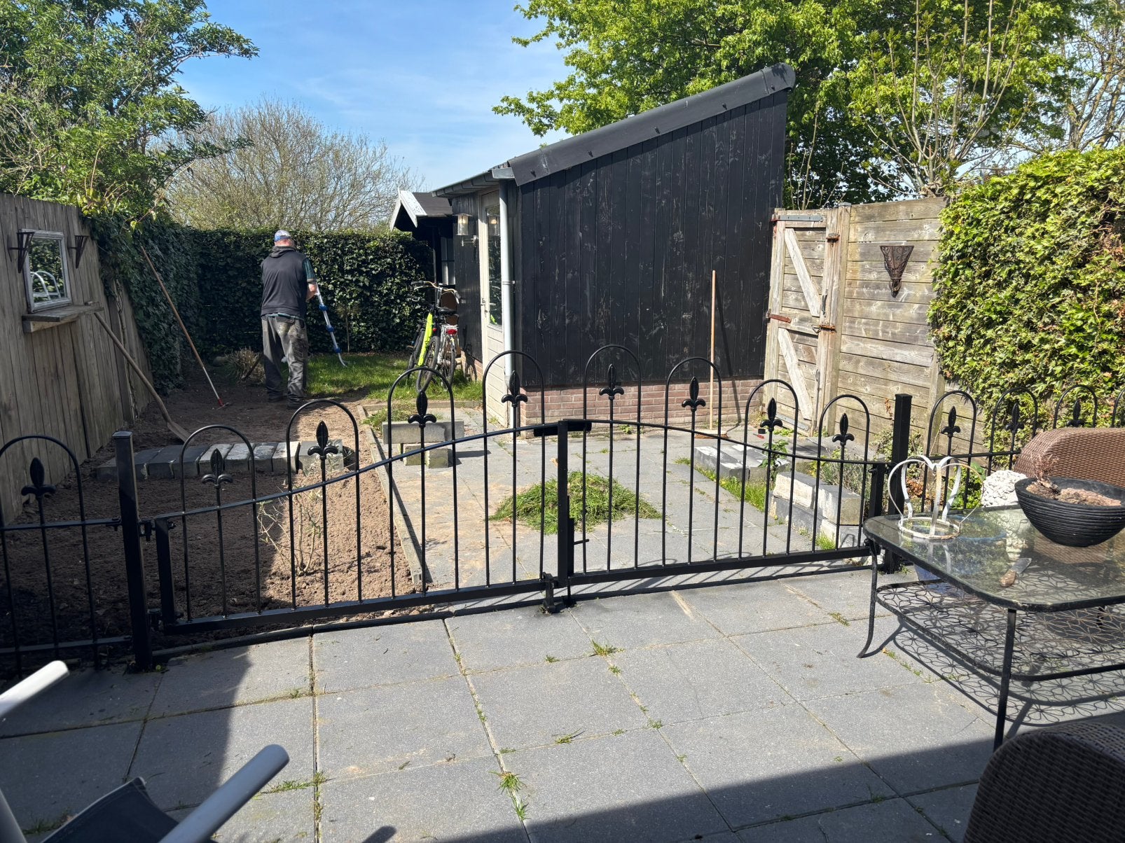 Mooi gietijzeren hekwerk, Tuin en Terras, Ophalen, Met poort, Gebruikt, Sierhekwerk