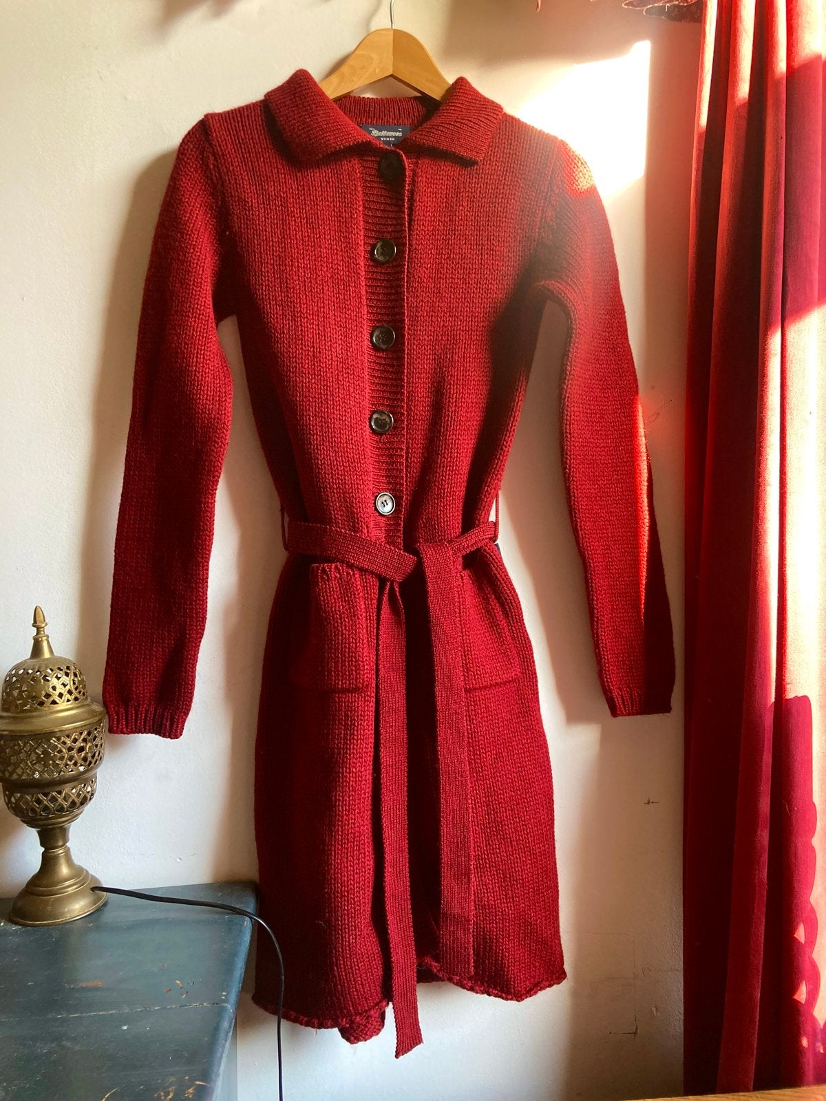 Bellerose rood wollen vest met ceintuur - Maat S, Ophalen of Verzenden, Gedragen, Maat 36 (S), Rood