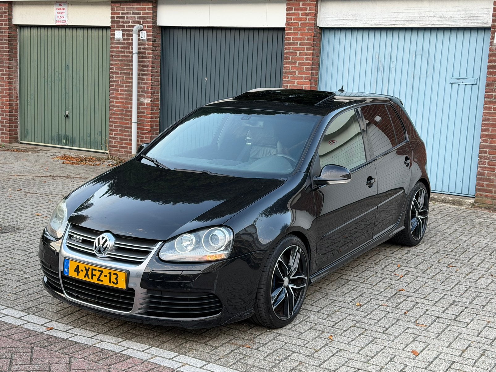 Volkswagen Golf 5 R32 VR6 DSG - Schuifdak, Automaat, 1556 kg, Zwart, 3189 cc