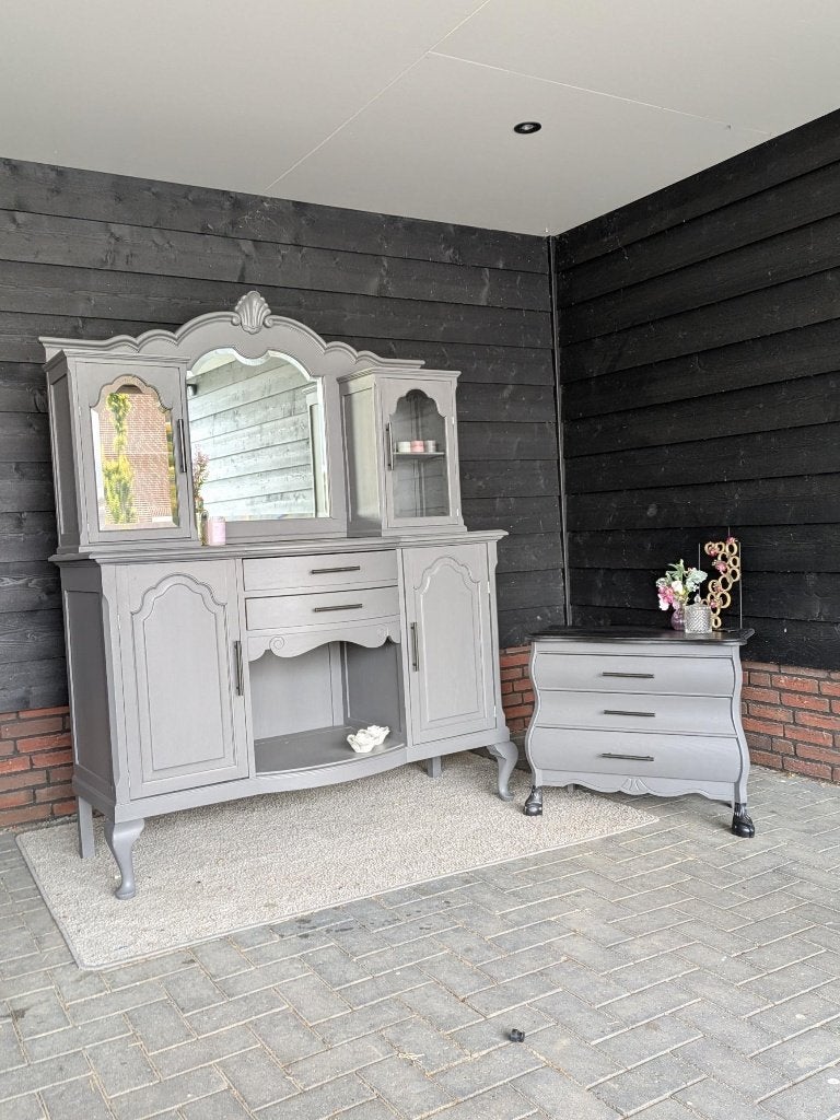 opgeknapte grijze buffetkast en  buikkastkje leuk keukenset, Huis en Inrichting, Ophalen, Glas, 150 tot 200 cm, Zo goed als nieuw