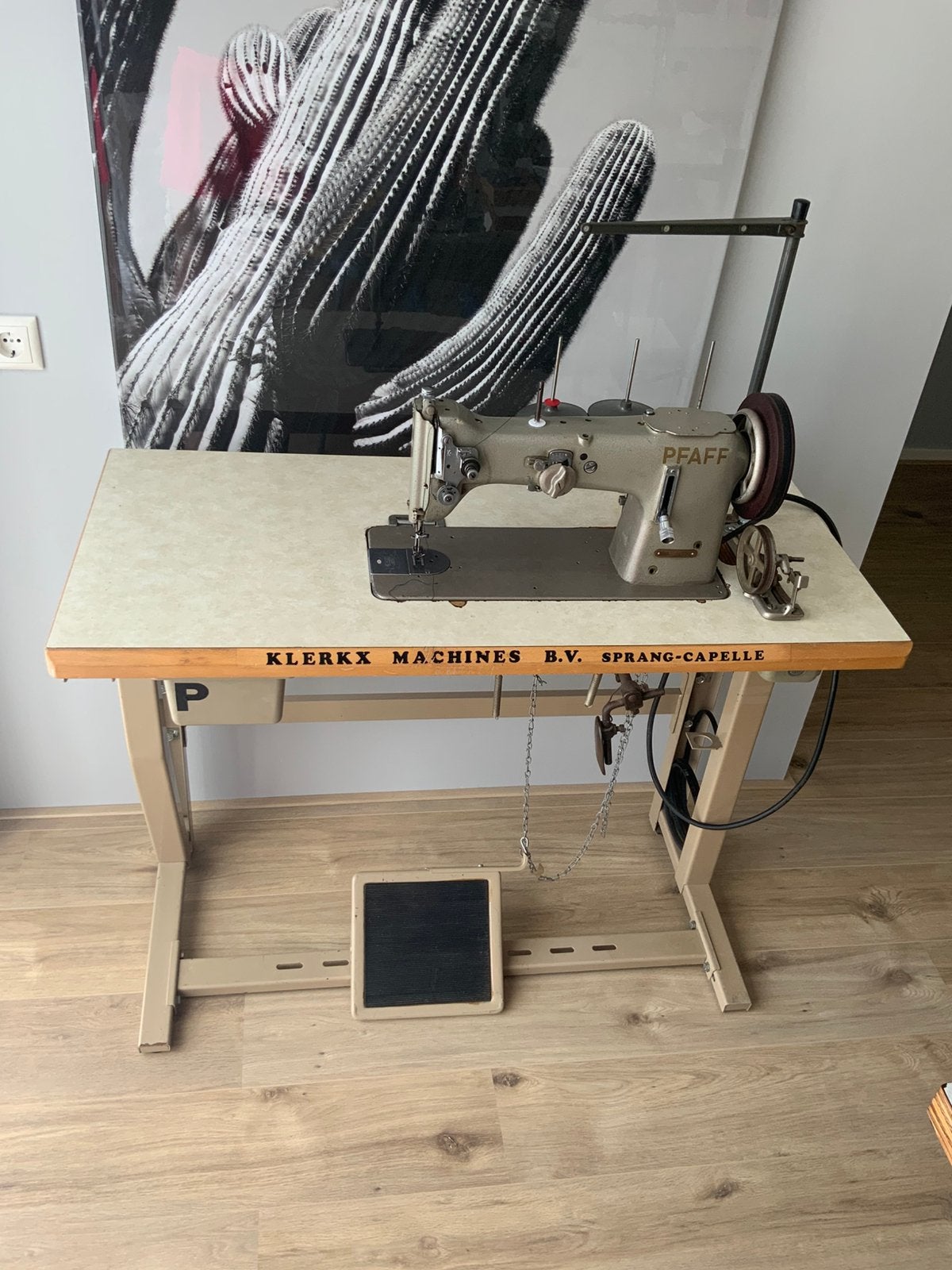 Pfaff industriële naaimachine, Ophalen, Gebruikt, Naaimachine, Pfaff