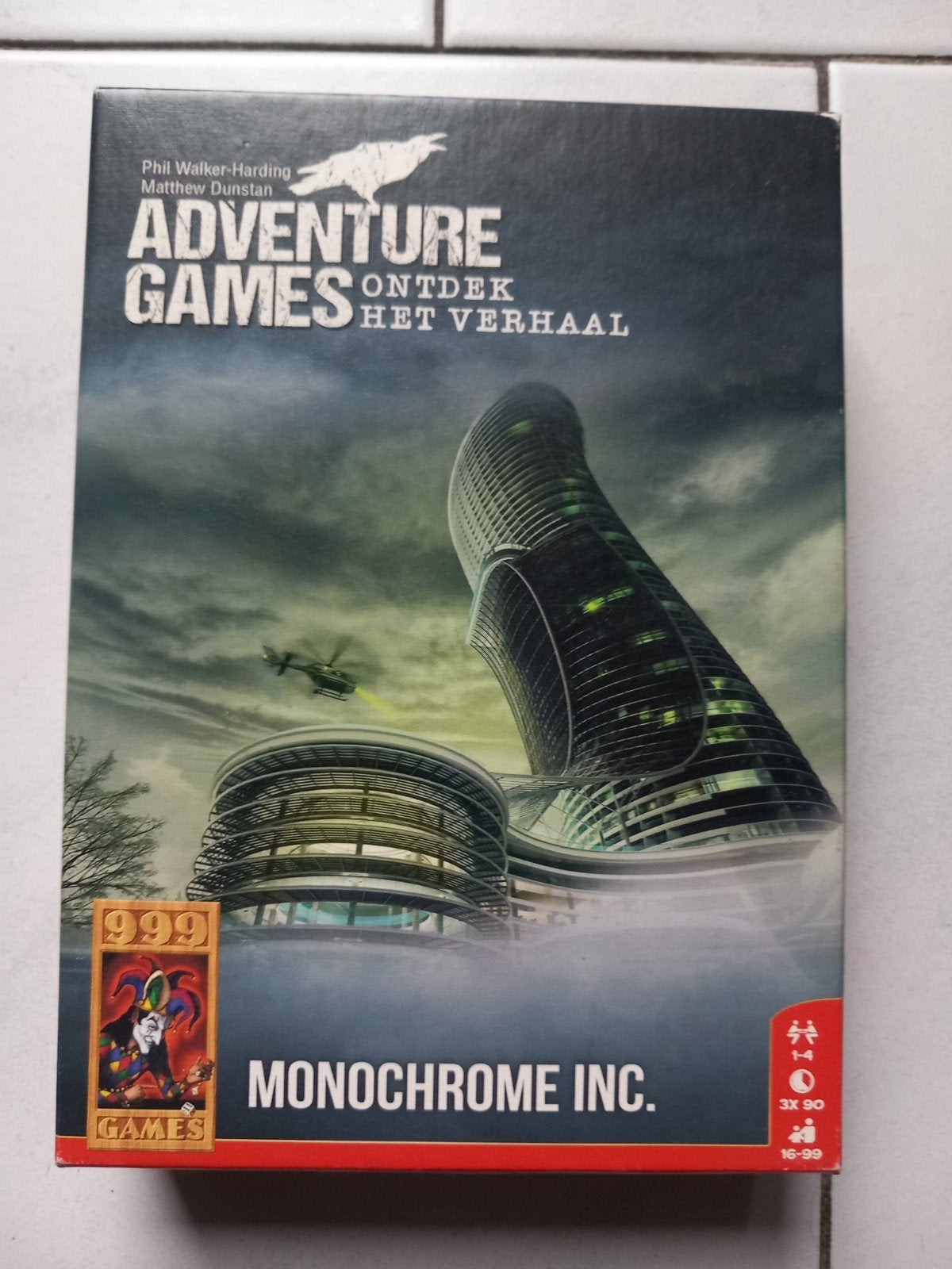 Adventure Games: Monochrome Inc. - Ontdek het Verhaal, Een of twee spelers, Ophalen of Verzenden, Zo goed als nieuw, 999 Games
