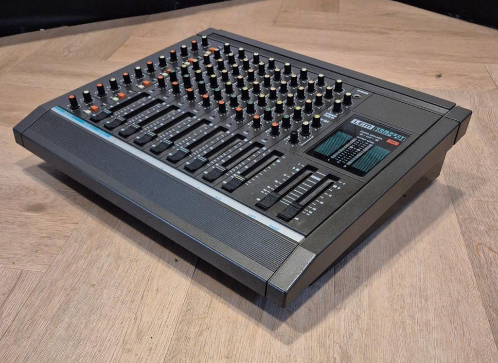 Lem Compact System 8-6 Powered Mixer met versterker, Ophalen of Verzenden, Minder dan 500 watt