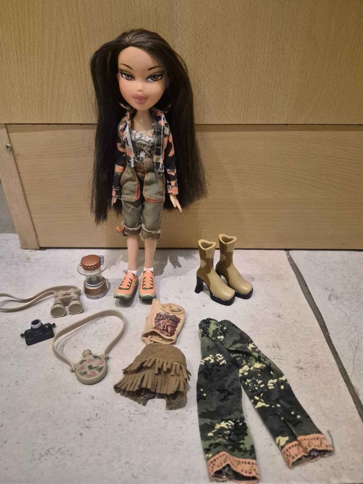 Bratz Adventure Girlz Jade 2007 MGA Collectors Item, Ophalen of Verzenden, Zo goed als nieuw, Fashion Doll