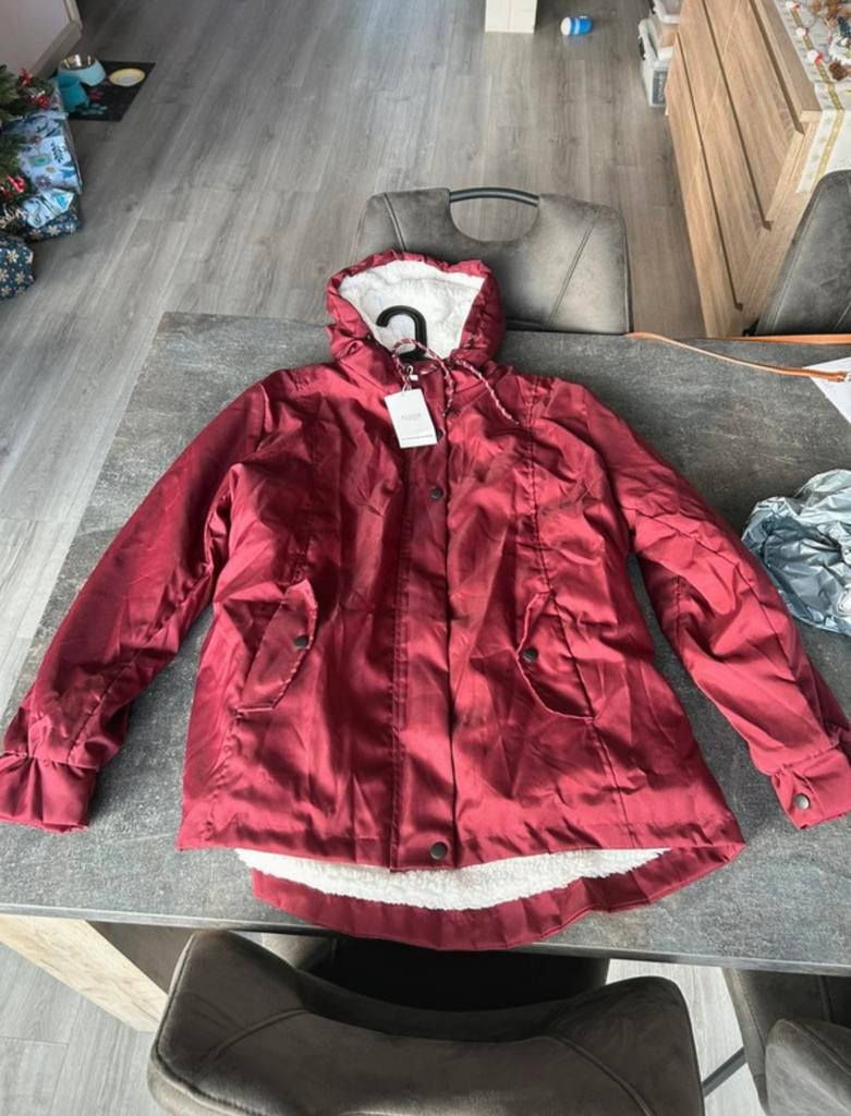 Winterjas, Ophalen of Verzenden, Zo goed als nieuw, Rood