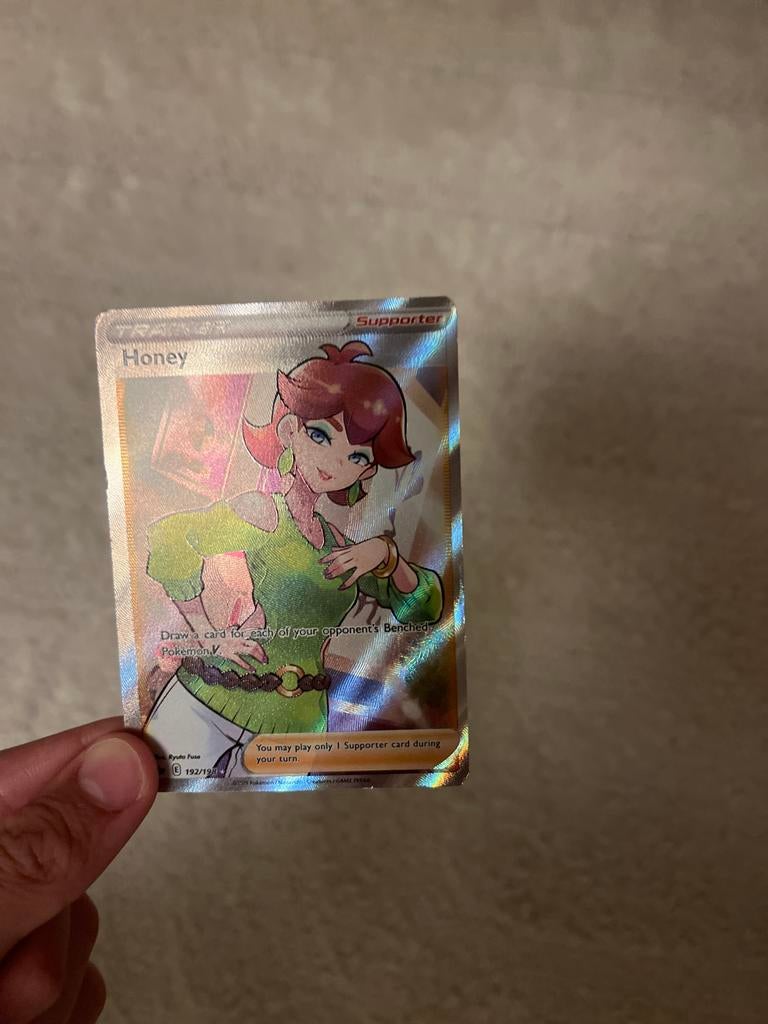 Pokemon kaart Honey 192/198 Supporter, Ophalen of Verzenden, Gebruikt, Losse kaart, Foil