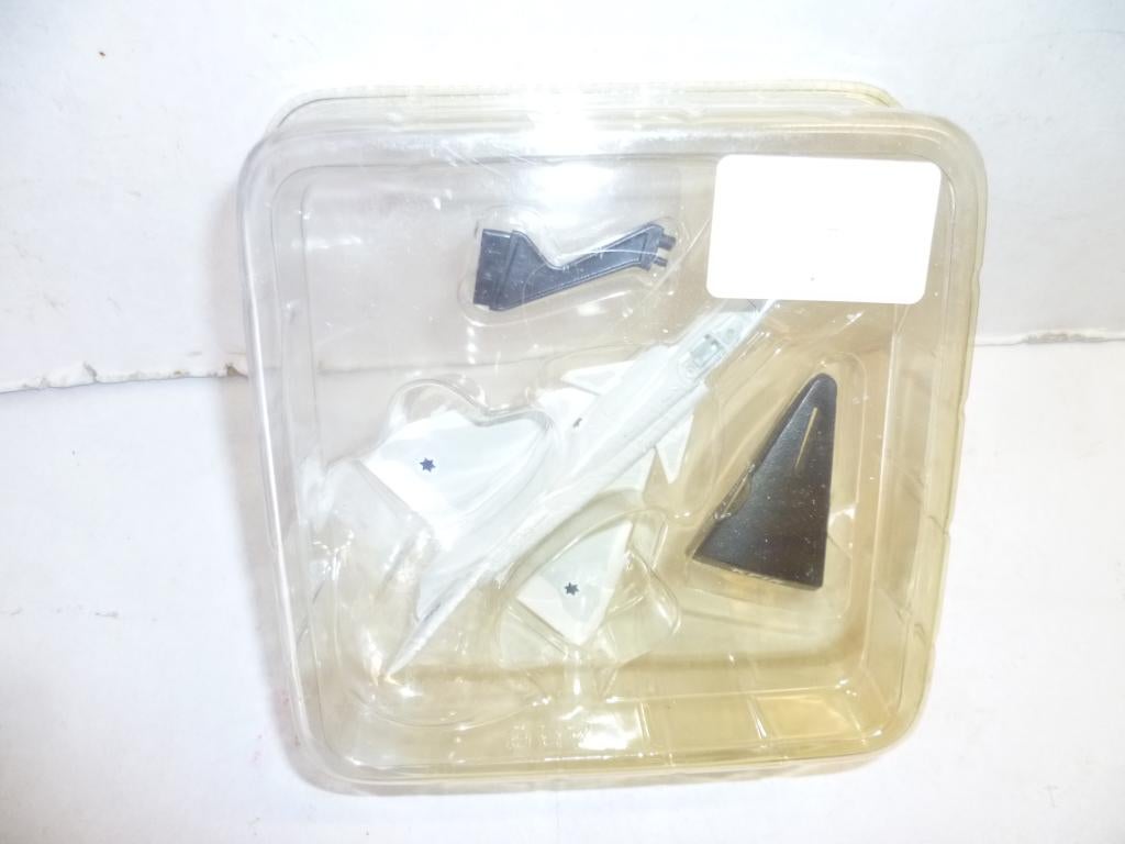 Straaljager Israel KFIR C7 nieuw in doos schaalmodel metaal., Ophalen of Verzenden, Nieuw, Schaalmodel