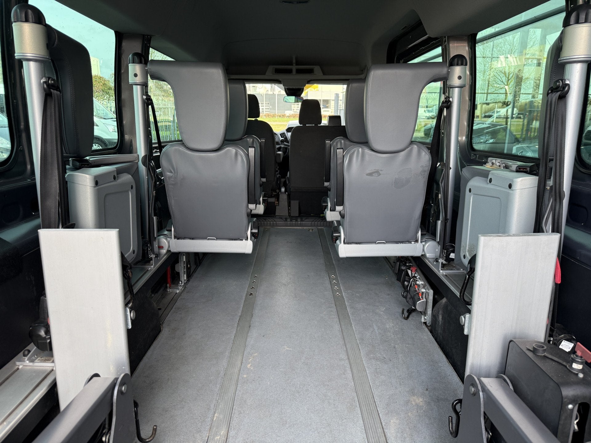 Ford Transit Kombi Rolstoelbus / Personenbus 350 2.2 TDCI L3, Euro 5, Gebruikt, Bedrijf, Navigatiesysteem