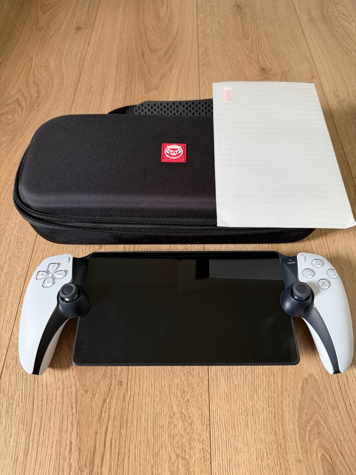 Playstation Portal met beschermhoes